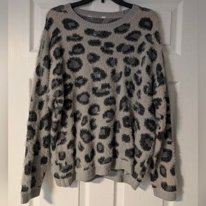 Grey leopard soft sweater